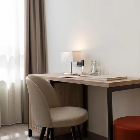 Plaza 4* San Martino Siccomario