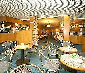 Plaza Hotel 4*