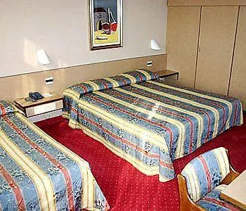 Hotel Plaza 4*